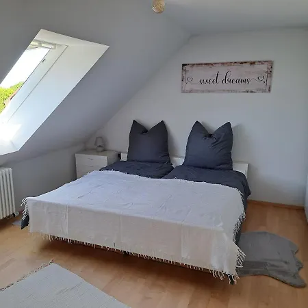 Zum Nussbaum Walnuss 86 Qm 2 Schlafzimmer Alles Neu Renoviert *